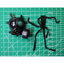 1:6 Scale British SDU Respirator and Carbon Filter (Black)
